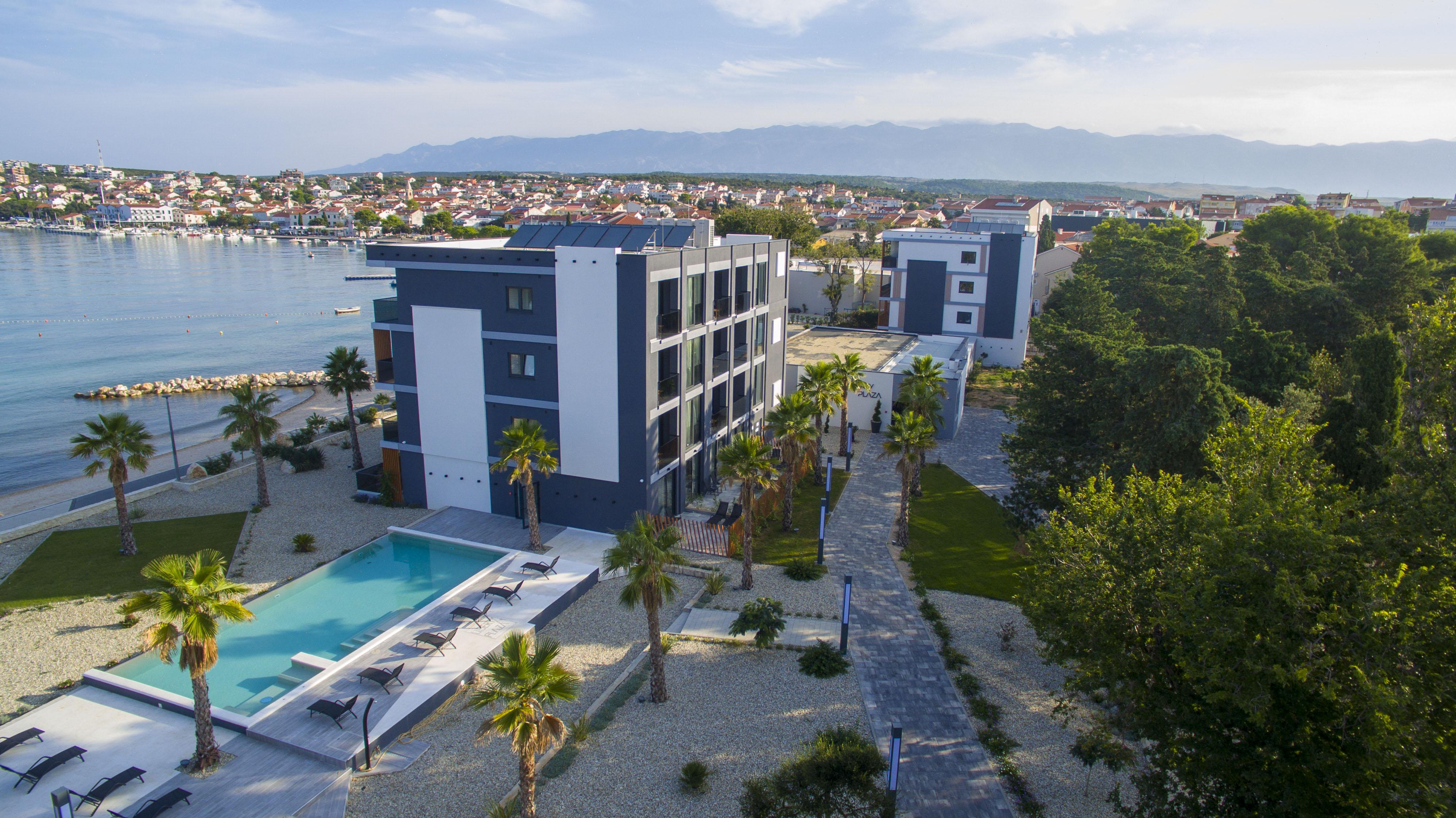 Liberty Plaza Hotel Novalja Exterior foto